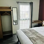 Hotel Wood Bordeaux Aeroport