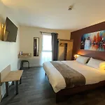 Hotel Wood Bordeaux Aeroport Mérignac