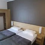 Hotel Wood Bordeaux Aeroport