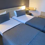 Hotel Wood Bordeaux Aeroport