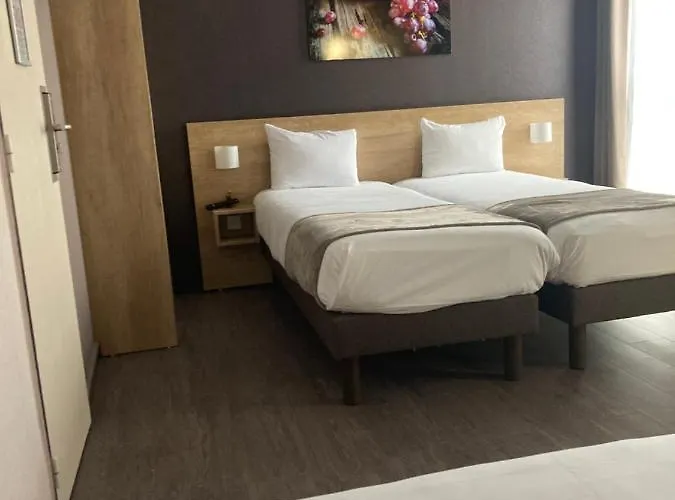 Wood Bordeaux Aeroport Hotel Mérignac