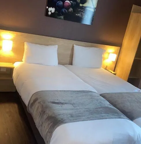 Hotel Wood Bordeaux Aeroport