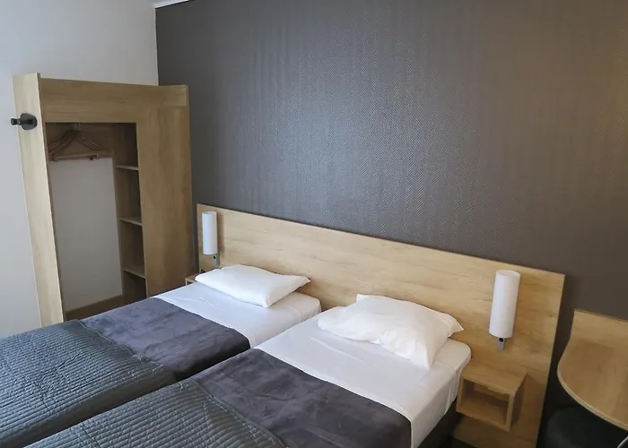 Hotel Wood Bordeaux Aeroport