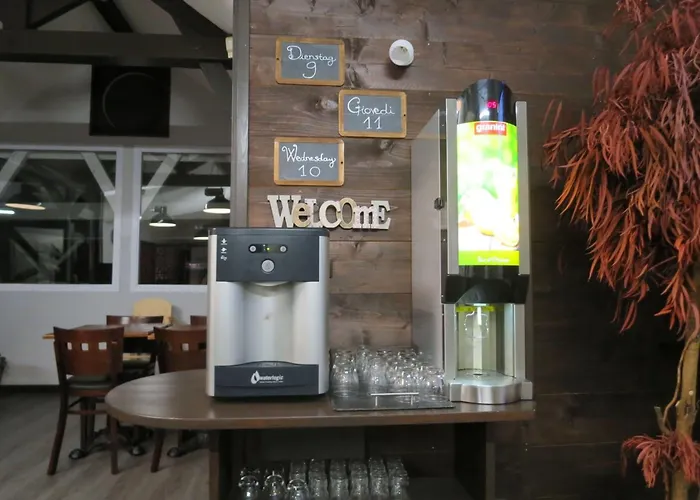 Hotel Wood Bordeaux Aeroport 2*