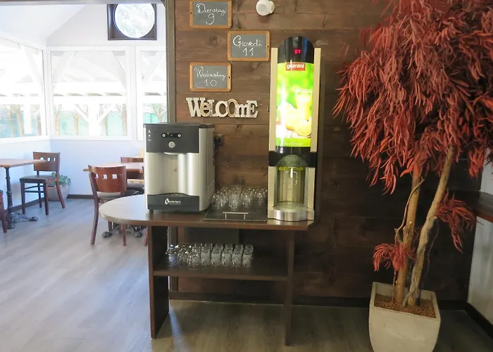 Hotel Wood Bordeaux Aeroport