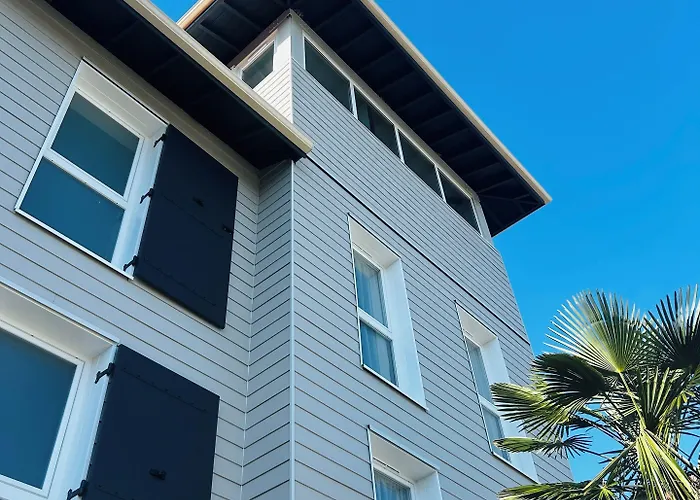 Hotel Wood Bordeaux Aeroport